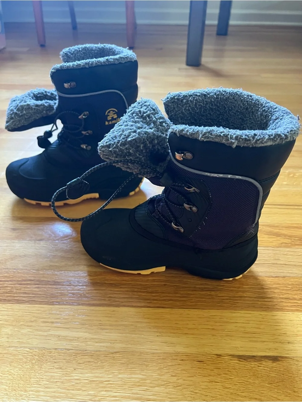 Kamik Kids Snow Boots in Black and Navy/Purple with Gray Fleece Collar